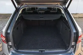 Škoda Superb, 158 kW, elekter, automaat