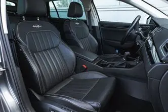 Škoda Superb, 158 kW, elekter, automaat