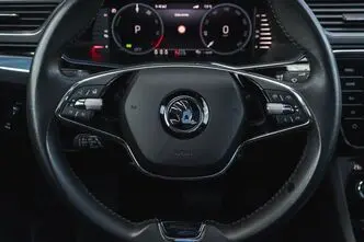 Škoda Superb, 158 kW, elekter, automaat