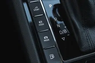 Škoda Superb, 158 kW, elekter, automaat