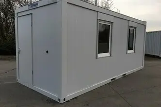 Kasutatud 6 m ja 12 m merekonteinerid.