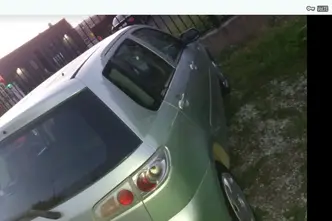 Mazda 2, bensiin, manuaal, esivedu