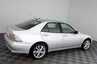 Lexus IS 200, 2.0, 114 kW, bensiin, automaat