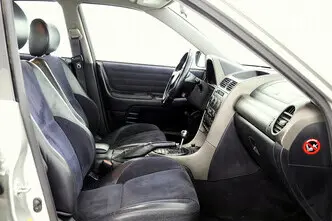 Lexus IS 200, 2.0, 114 kW, bensiin, automaat