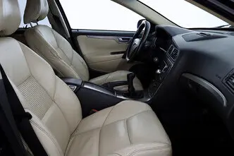 Volvo V70, 2.4, 136 kW, diisel, manuaal, nelikvedu