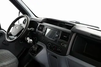 Ford Transit, 2.2, 63 kW, дизель, механическая, передний привод