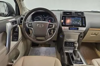 Toyota Land Cruiser, 2.8, 150 kW, дизель, автомат, полный привод