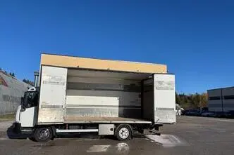 Renault D, 3.0, 130 kW, diesel, automatic, rear-wheel drive