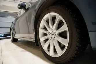 Volvo S90, 2.0, 140 kW, petrol, automatic, front-wheel drive
