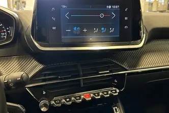 Peugeot 208, 1.2, 74 kW, bensiin, automaat, esivedu
