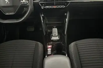 Peugeot 208, 1.2, 74 kW, bensiin, automaat, esivedu