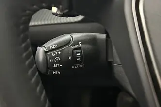 Peugeot 208, 1.2, 74 kW, petrol, automatic, front-wheel drive
