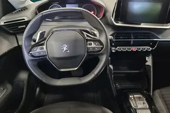 Peugeot 208, 1.2, 74 kW, bensiin, automaat, esivedu