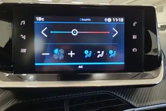 Peugeot 208, 1.2, 74 kW, bensiin, automaat, esivedu