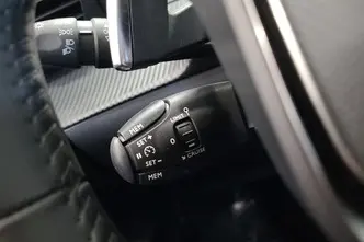 Peugeot 208, 1.2, 74 kW, bensiin, automaat, esivedu