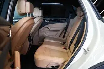Porsche Cayenne, 3.0, 250 kW, hübriid, automaat, nelikvedu