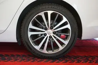 Opel Insignia, 1.6, 100 kW, diesel, automatic, front-wheel drive