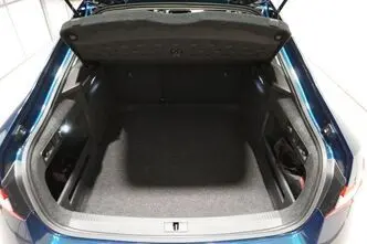 Škoda Superb, 1.5, 110 kW, бензин, механическая, передний привод