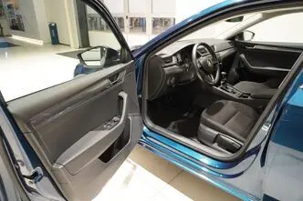 Škoda Superb, 1.5, 110 kW, бензин, механическая, передний привод