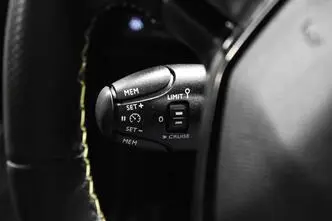 Peugeot 2008, электричество, автомат, передний привод