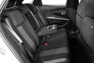 Peugeot 3008, дизель, автомат, передний привод