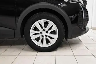 Peugeot 3008, бензин, автомат, передний привод