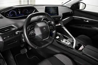 Peugeot 3008, бензин, автомат, передний привод
