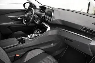 Peugeot 3008, бензин, автомат, передний привод