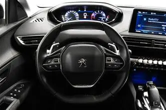 Peugeot 3008, бензин, автомат, передний привод