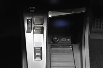 Peugeot 308, бензин, автомат, передний привод