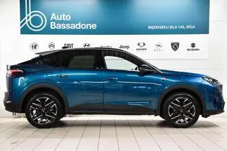 Peugeot 3008, hübriid, automaat, esivedu