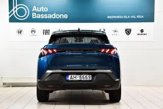 Peugeot 3008, hübriid, automaat, esivedu