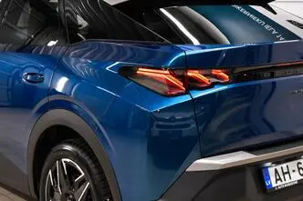 Peugeot 3008, hübriid, automaat, esivedu