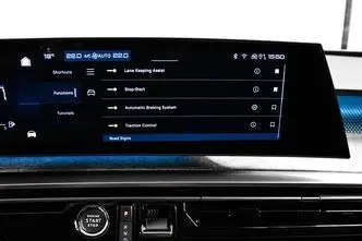 Peugeot 3008, hübriid, automaat, esivedu