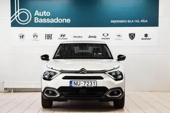 Citroën C4 X, бензин, автомат, передний привод