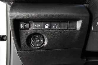 Citroën C4 X, бензин, автомат, передний привод