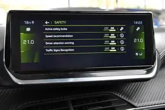 Peugeot 2008, diisel, automaat, esivedu