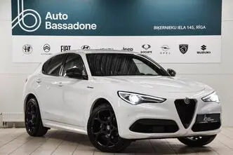 Alfa Romeo Stelvio, бензин, автомат, полный привод