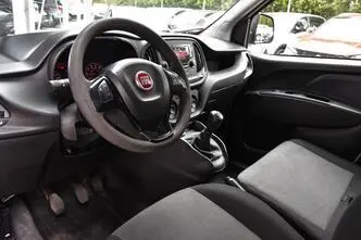 Fiat Doblo, дизель, механическая, передний привод