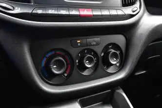 Fiat Doblo, дизель, механическая, передний привод