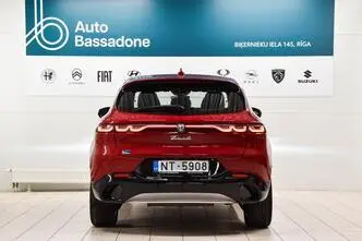 Alfa Romeo Tonale, hübriid, automaat, esivedu