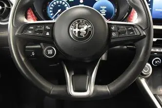 Alfa Romeo Tonale, hübriid, automaat, esivedu