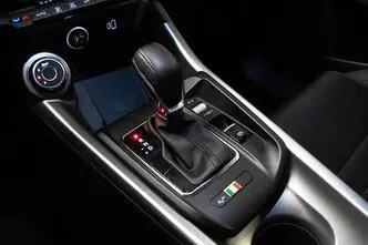 Alfa Romeo Tonale, hübriid, automaat, esivedu