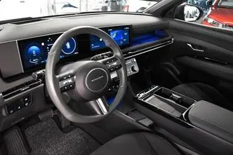 Hyundai Tucson, hybrid, automatic, four-wheel drive