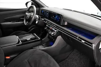 Hyundai Tucson, hybrid, automatic, four-wheel drive