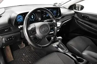 Hyundai i20, bensiin, automaat, esivedu