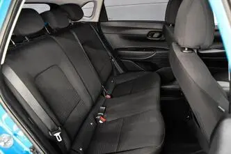 Hyundai i20, bensiin, automaat, esivedu