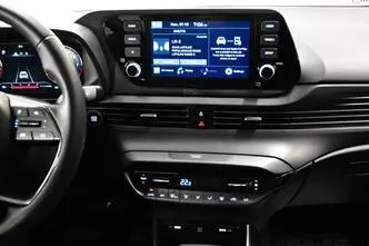 Hyundai i20, bensiin, automaat, esivedu