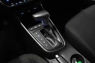 Hyundai i20, bensiin, automaat, esivedu