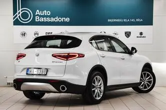 Alfa Romeo Stelvio, бензин, автомат, полный привод